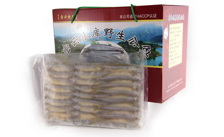 密云水库野生满籽公鱼3000g盒装_4